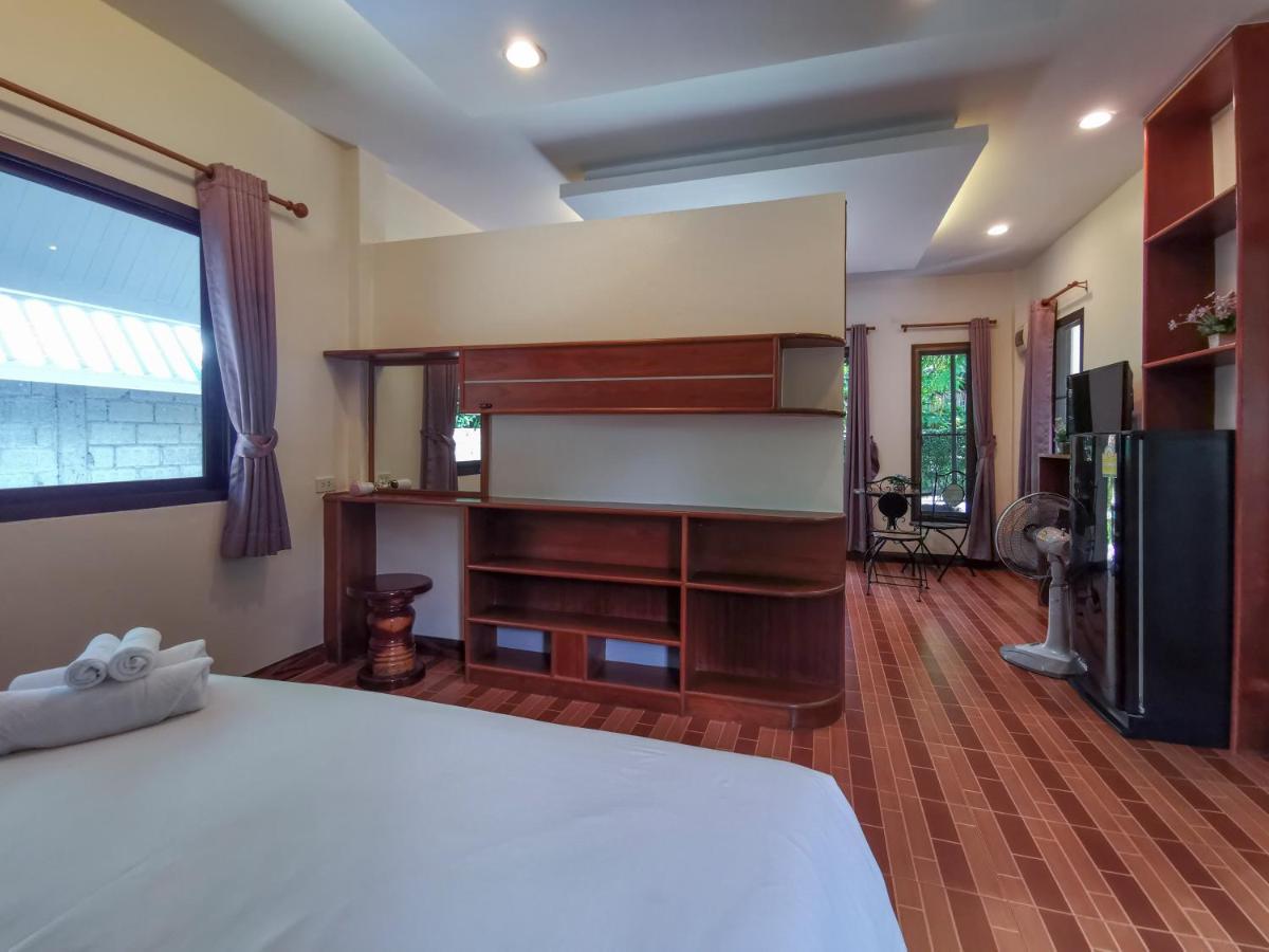 Tempat peranginan Harmony Naturist Phuket 18yr Minimum Age Only Nudist Nake D Fkk